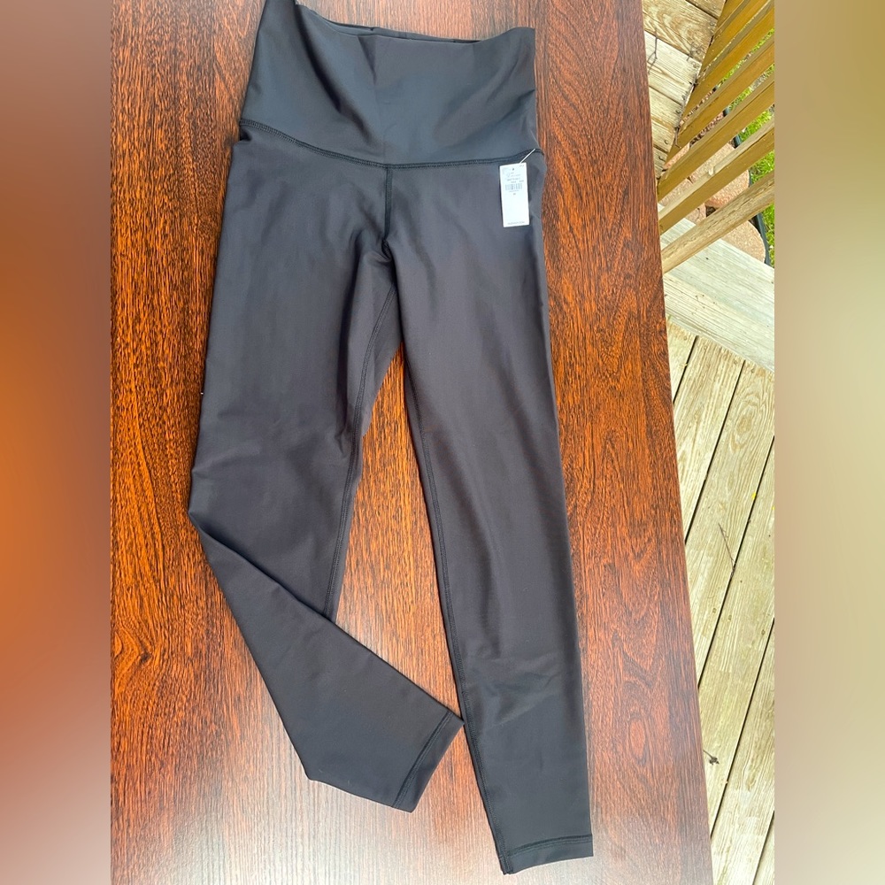 NWT Old Navy Powersoft 7/8 Leggings
